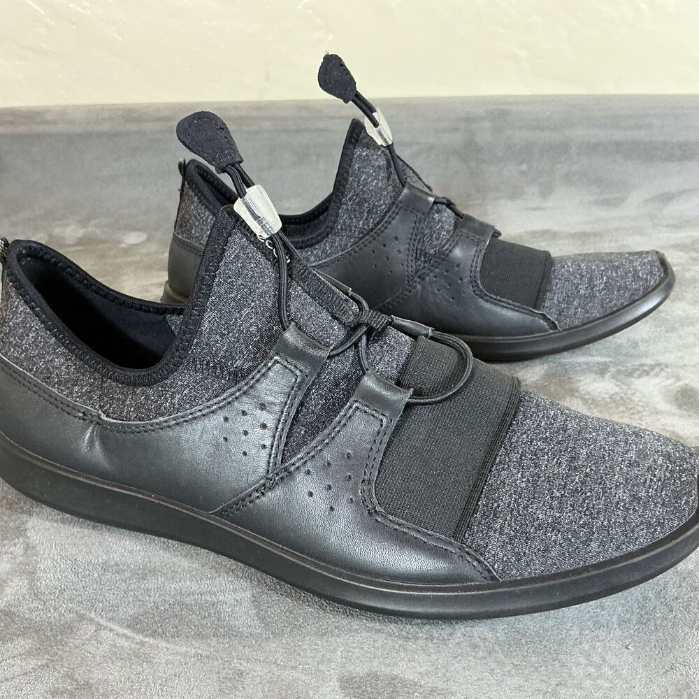 ECCO 42 Black Minimalist Sneaker Womens 11 M Leather Stretch Neoprene Toggle Tie